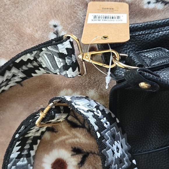 NWT Simply Southern Sherpa Crossbody Black & Gold - Picture 4 of 5